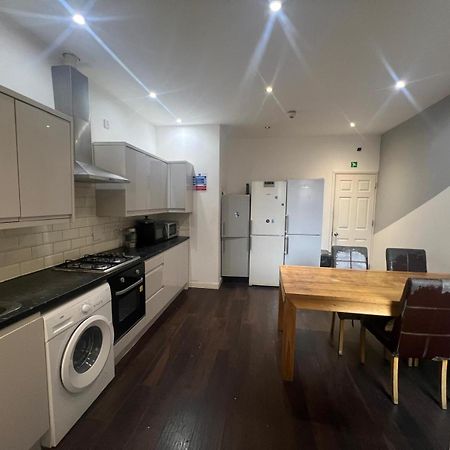 Deluxe Ensuite Double Room With Ensuite Coventry Exterior foto